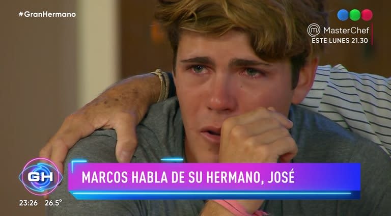 Marcos vive una noche de mucha emoción con su familia (Captura de TV)