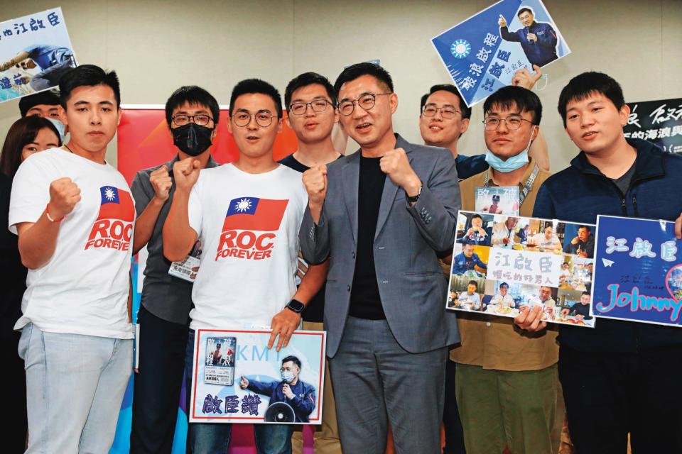 前黨主席江啟臣任內推動青年改革，如今成為副立法院長，他也是中山獎學金受獎者。