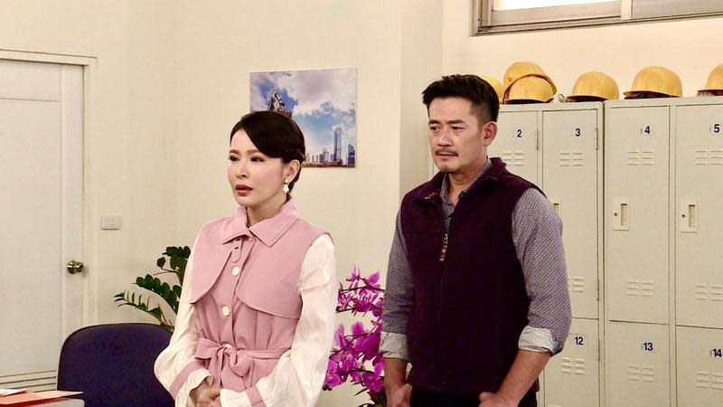 柯叔元和德馨上演離婚戲碼。（民視提供）