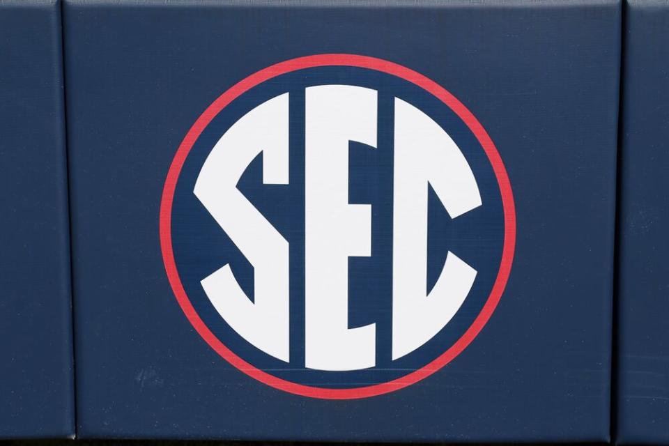 SEC logo