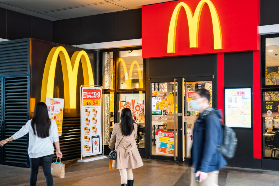 SHANGHAI, CHINA - 2020/11/01: Pedestrians walk past an American fast food company McDonald's restaurant. (Photo by Alex Tai/SOPA Images/LightRocket via Getty Images)