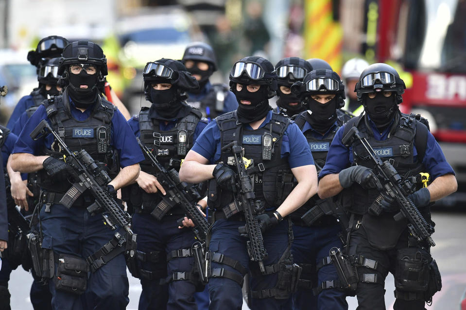 Police on St. Thomas Street