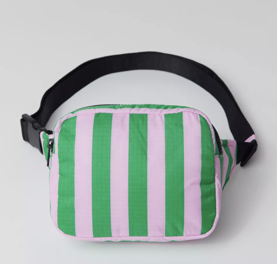 <p><a href="https://go.redirectingat.com?id=74968X1596630&url=https%3A%2F%2Fwww.urbanoutfitters.com%2Fshop%2Fbaggu-puffy-fanny-pack&sref=https%3A%2F%2Fwww.womansday.com%2Frelationships%2Ffamily-friends%2Fg44228524%2Fbest-bridesmaid-gift-ideas%2F" rel="nofollow noopener" target="_blank" data-ylk="slk:Shop Now;elm:context_link;itc:0;sec:content-canvas" class="link ">Shop Now</a></p><p>Puffy Fanny Pack</p><p>$44.00</p><p>Urban Outfitters</p><span class="copyright">Baggu</span>