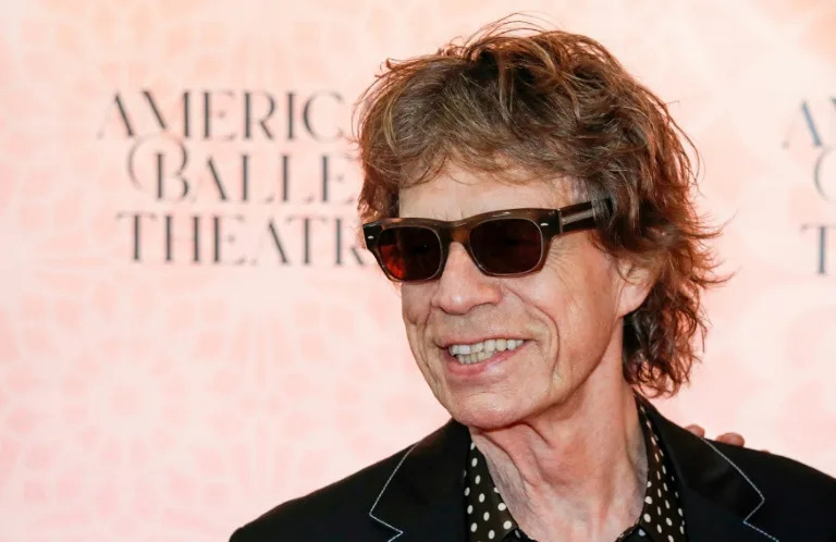 Le chanteur des Rolling Stones Mick Jagger au Metropolitan Opera House, le 22 juin 2023 à New York (KENA BETANCUR)