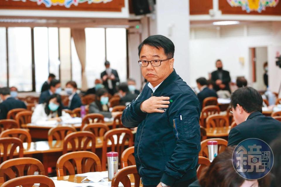 蘇系立委吳秉叡表態有意參選新北市長，若被徵召將全力以赴。