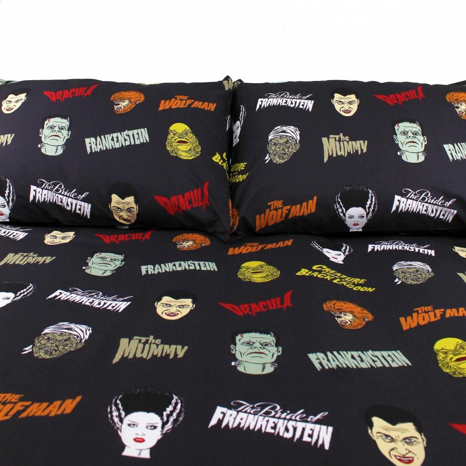 Universal Monsters x Cakeworthy duvet set