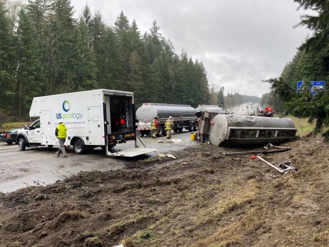 Fuel spill cleanup expected to slow I 5 traffic in Lacey for weeks