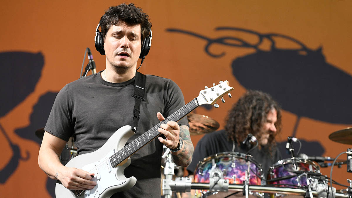  John Mayer plays live onstage with Dead & Company, 2023 