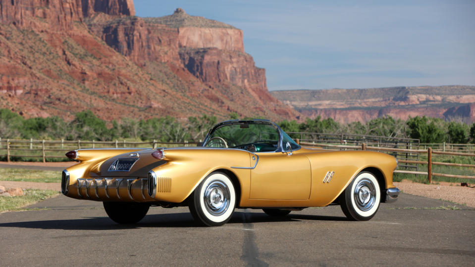 A 1954 Oldsmobile F-88 concept car.