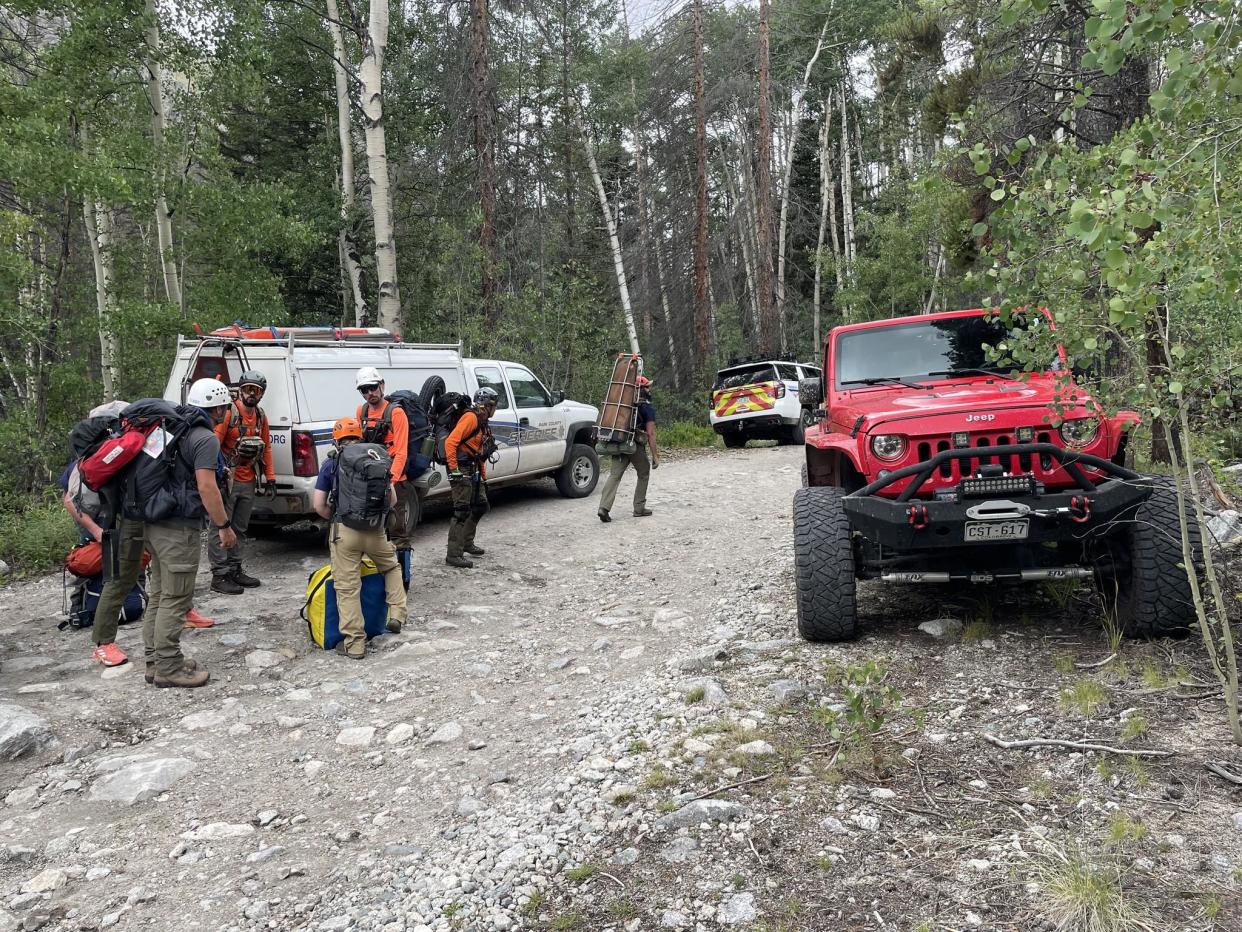 Search and rescue workers on the trail to rescue the unnamed man. / Credit: Chaffee County Search and Rescue - South