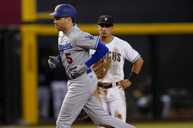 Freeman's 3-run HR, 5 RBIs, lift Dodgers over D-backs 14-1 - ABC7 Los  Angeles