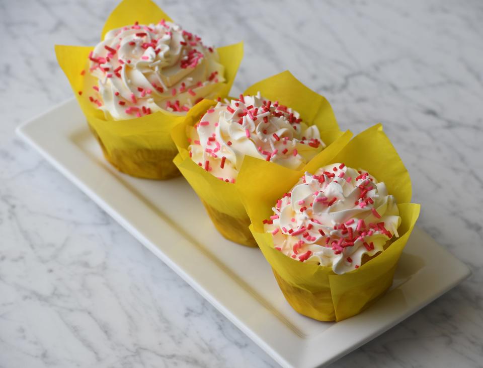 These are treats at Caroline's Cakes in Spartanburg that can help you fill your Valentine's Day gift needs. These are yellow cupcakes w/Vanilla Buttercream and Valentine's Sprinkles. 