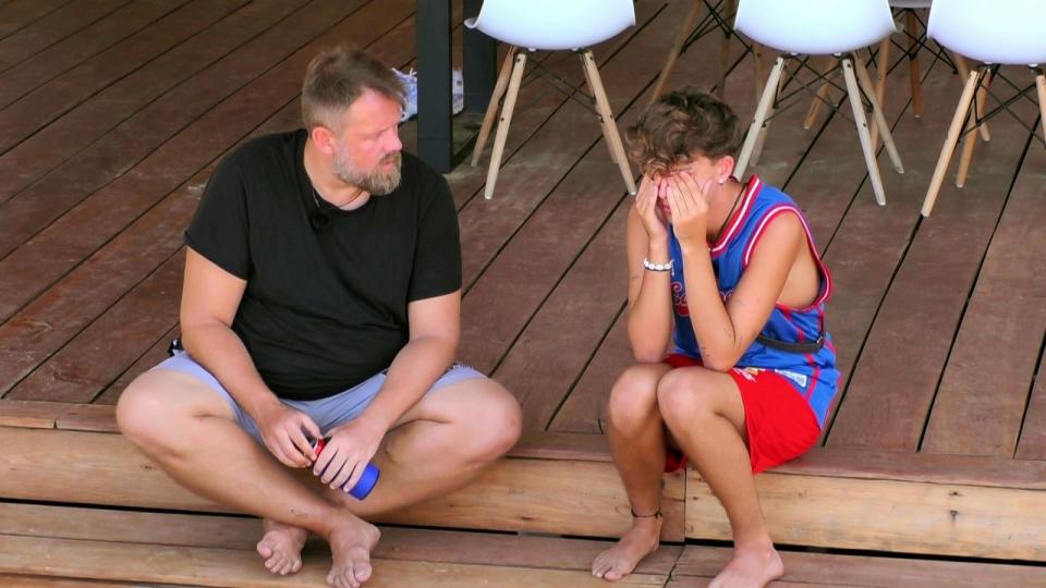 Tränenreiches Ende: Christoph Oberheide und Noah Cremer (rechts) scheiterten kurz vor dem Finale. (Bild: RTLZWEI)