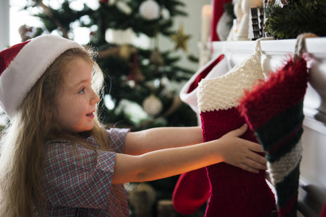 What I Learned During My First Christmas as a Single Mom - Mommy