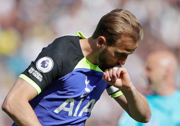 PHOTO: Tottenham Hotspur's Harry Kane celebrates scoring their first goal (Scott Heppell/Reuters)