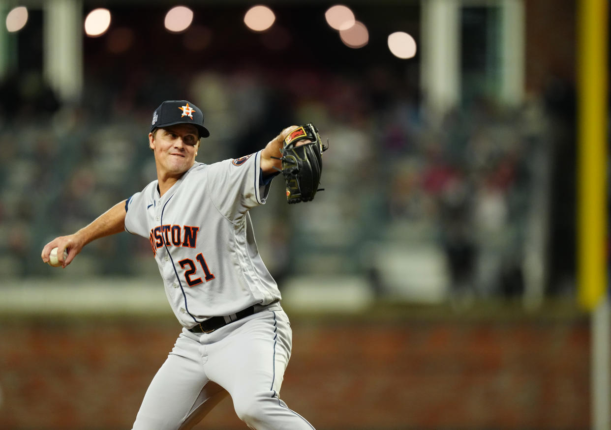 ATLANTA, GA - OCTOBER 30: Zack Greinke #21 of the Houston Astros pitches during Game 4 of the 2021 World Series between the Houston Astros and the Atlanta Braves at Truist Park on Saturday, October 30, 2021 in Atlanta, Georgia. (Photo by Daniel Shirey/MLB Photos via Getty Images)