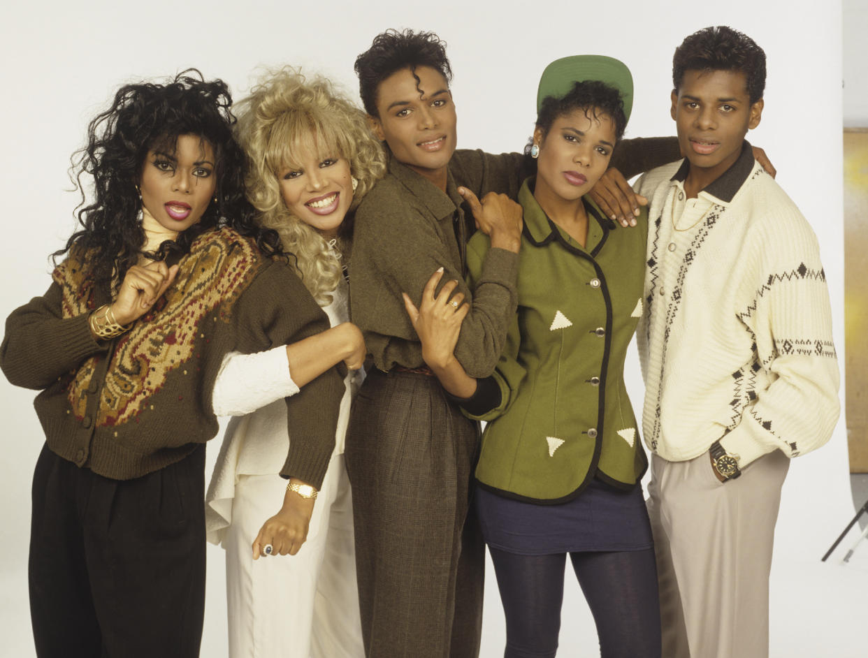 Five Star (also known as '5 Star'; Lorraine Pearson, Denise Pearson, Stedman Pearson, Doris Pearson and Delroy Pearson), pop group formed of five brothers and sisters, circa 1986. (Photo by Tim Roney/Getty Images)