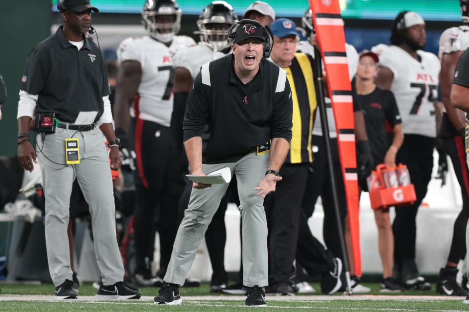 Aug 22, 2022; East Rutherford, New Jersey, USA; Atlanta Falcons head coach Arthur Smith reacts after a call during the first half against the New York Jets at MetLife Stadium. Mandatory Credit: Vincent Carchietta-USA TODAY Sports