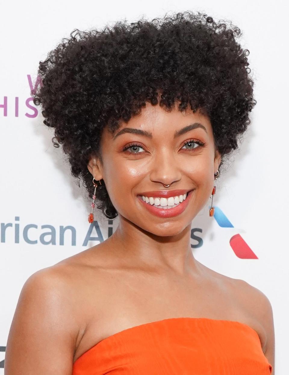 The Best Curly Haircuts for Winter