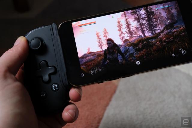 Backbone One IPhone Mobile Gaming Controller 2022 REVIEW - MacSources