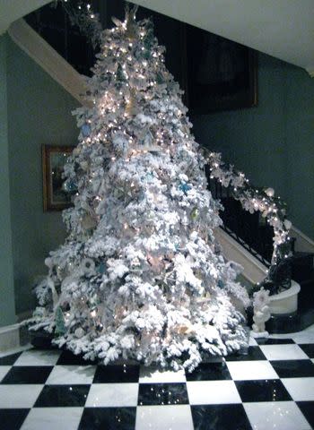 <p>courtesy Dr. Christmas</p> Kathy Hilton's Christmas tree