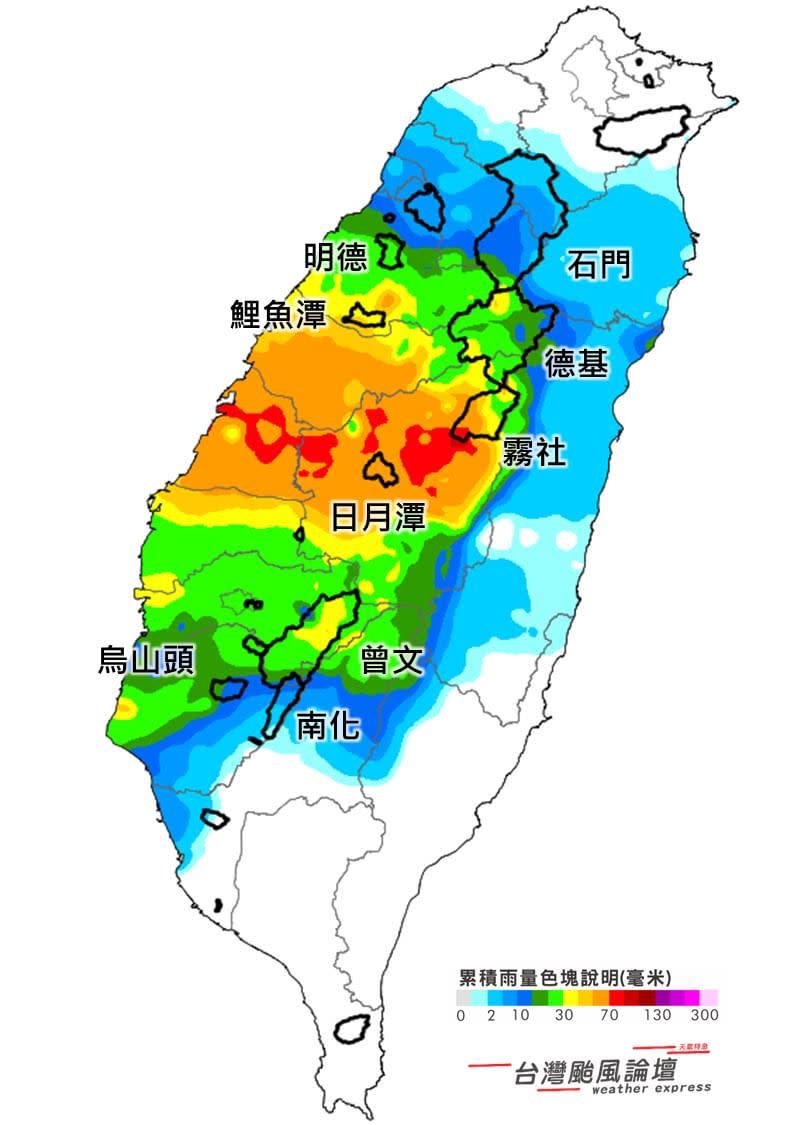 《台灣颱風論壇｜天氣特急》分享累積雨量戰況。（圖／翻攝自台灣颱風論壇｜天氣特急 臉書）