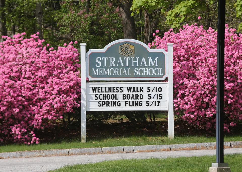 The Stratham School Board wants community input on what a scaled down renovation project for Stratham Memorial School should look like.