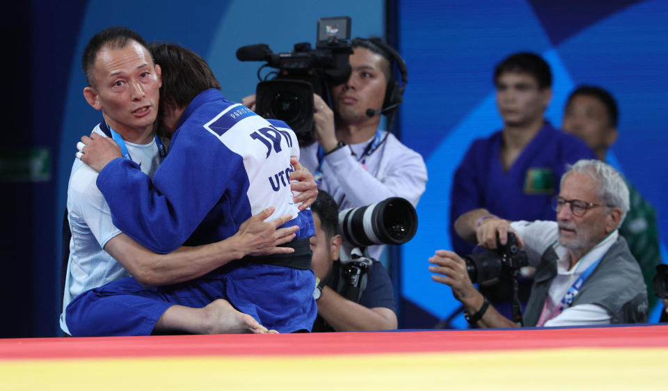 Paris 2024 Olympics - Judo - Women -52 kg Elimination Round of 16 - Champ de Mars Arena, Paris, France - July 28, 2024. Uta Abe of Japan reacts after losing to Diyora Keldiyorova of Uzbekistan. REUTERS/Kim Kyung-Hoon