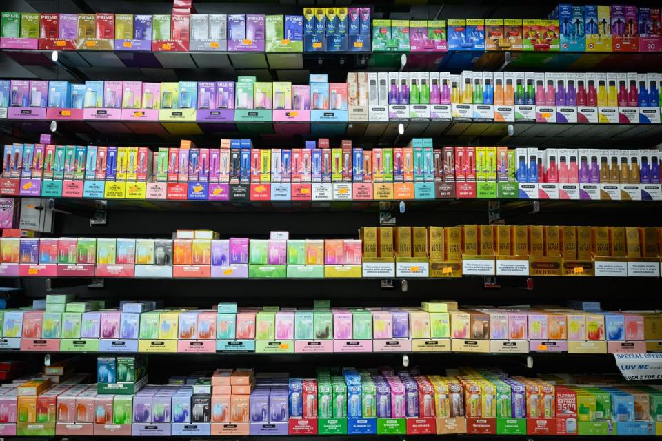 Display of disposable vapes (Getty Images)