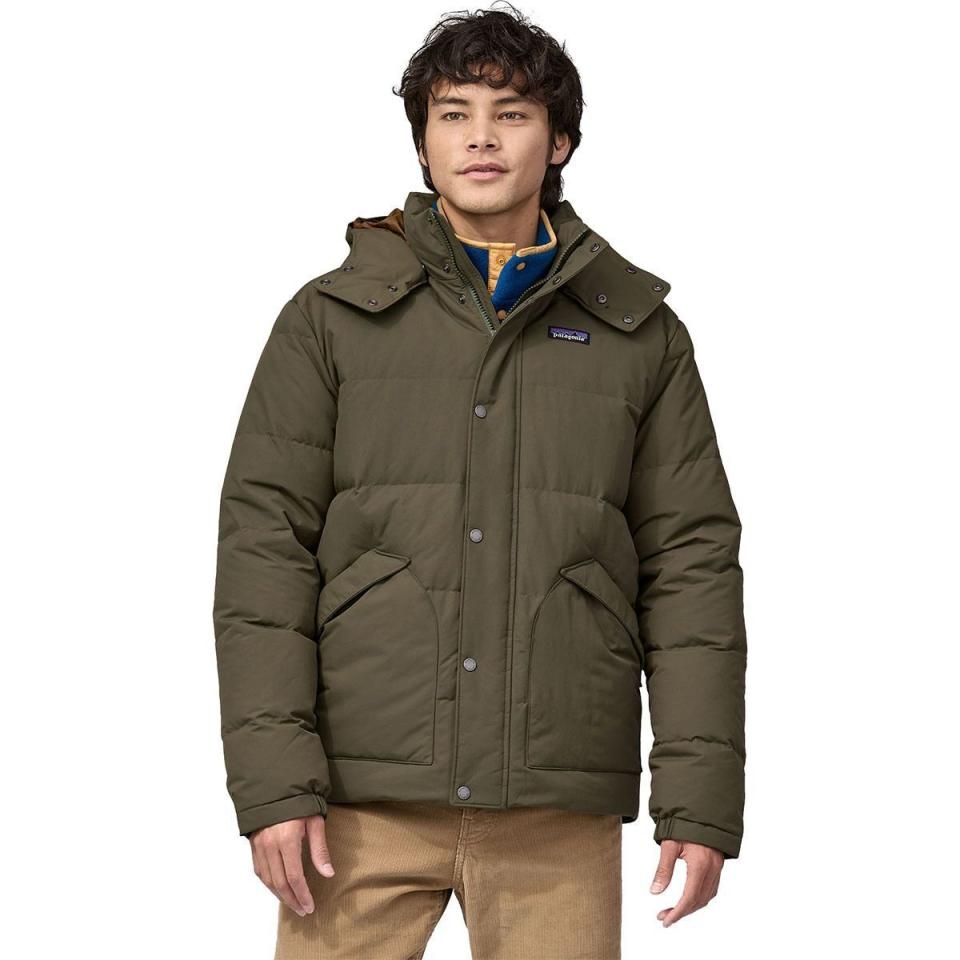 <p><a href="https://go.redirectingat.com?id=74968X1596630&url=https%3A%2F%2Fwww.backcountry.com%2Fpatagonia-downdrift-jacket-mens&sref=https%3A%2F%2F" rel="nofollow noopener" target="_blank" data-ylk="slk:Shop Now;elm:context_link;itc:0;sec:content-canvas" class="link ">Shop Now</a></p><p>Downdrift Jacket </p><p>patagonia.com</p><p>$198.00</p>