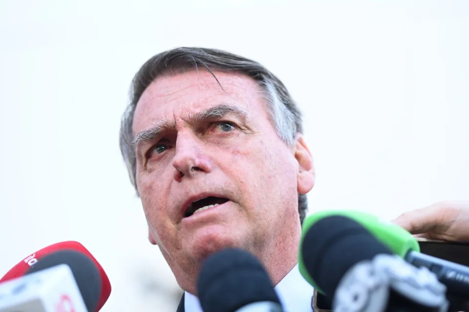 Bolsonaro Forced to Surrender Passport and His Trump Treatment Continues