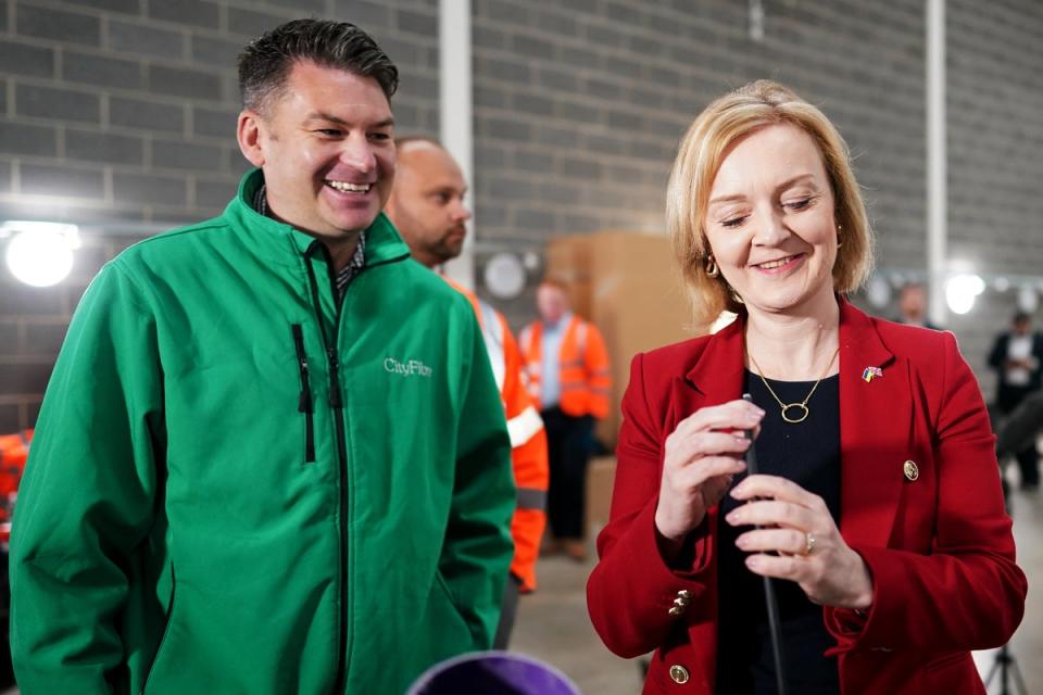 Liz Truss during a visit to a broadband interchange company in Leeds (Ian Forsyth/PA) (PA Wire)