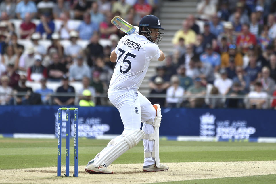 England's Jamie Overton bats during the third day of the third cricket test match between England and New Zealand at Headingley in Leeds, England, Saturday, June 25, 2022.. (AP Photo/Rui Vieira)