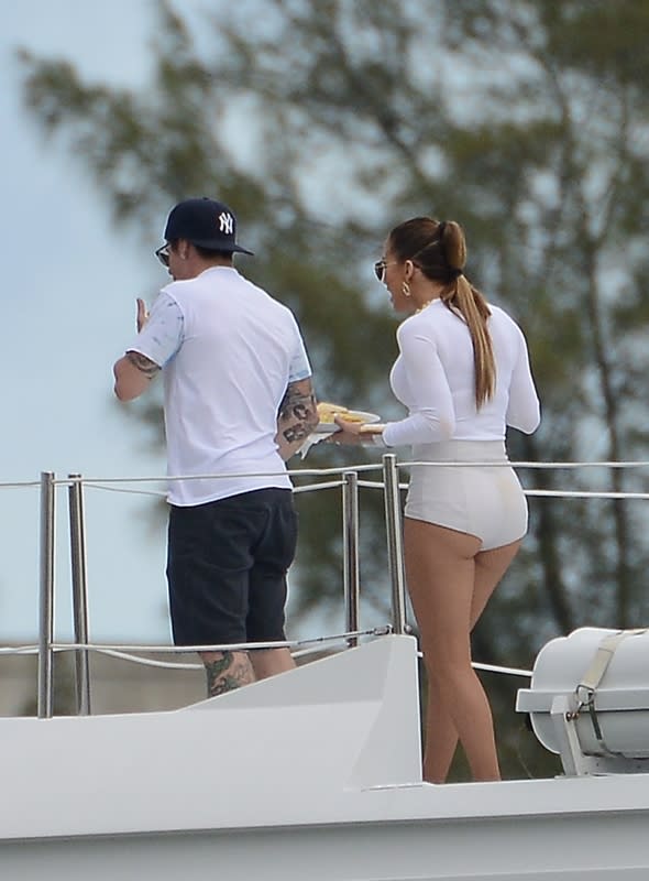 Jennifer-Lopez-video-shoot-white-shorts-yacht-miami-florida