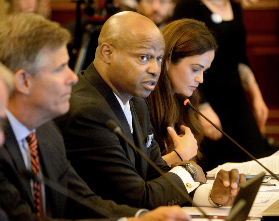 Illinois Speaker of the House Emanuel "Chris" Welch, D-Hillside, center, speaks during a committee hearing on unionization efforts for legislative staff, Tuesday, Oct. 24, 2023.