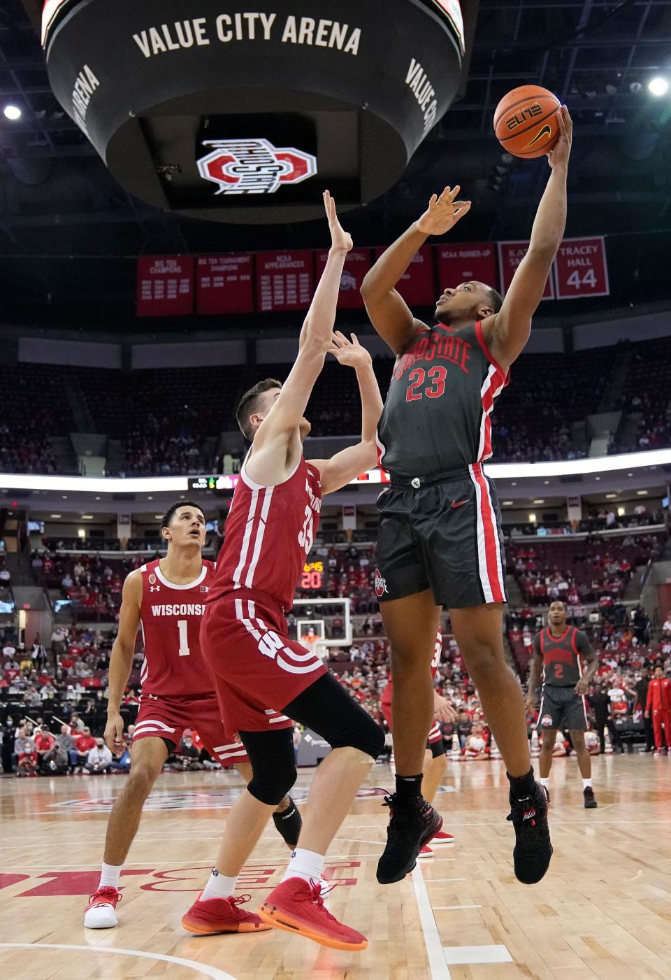 Ohio State Buckeyes forward Zed Key (23) shoots over Wisconsin Badgers center Chris Vogt (33) during the first half of the NCAA men's basketball game at Value City Arena in Columbus on Saturday, Dec. 11, 2021.