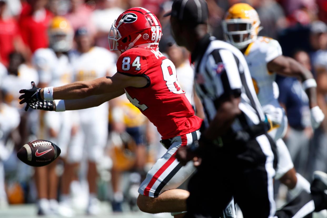 Georgia wide receiver Ladd McConkey (84) drops a pass during the first half of a NCAA college football game between Kent State and Georgia in Athens, Ga., on Saturday, Sept. 24, 2022.