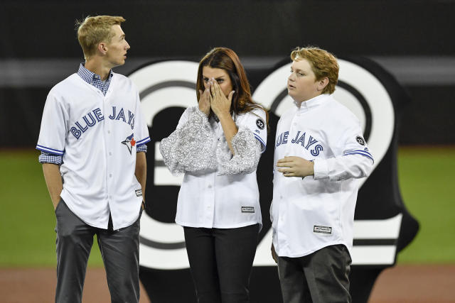 Roy Halladay: Blue Jays honor pitcher with emotional jersey retirement