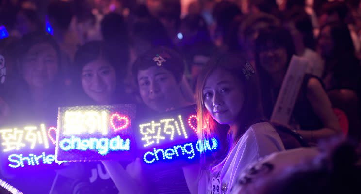 Fans of Hwang Chi-yeul in Singapore. (Photo: Yahoo Lifestyle Singapore/Bryan Huang)