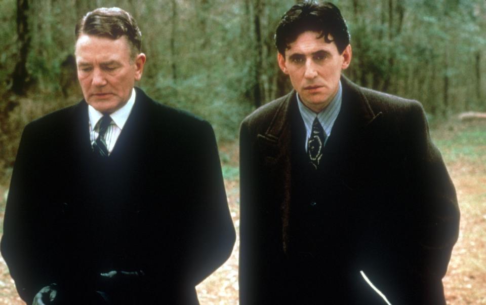 Satisfyingly classical: Albert Finney and Gabriel Byrne in the Coen brothers' Miller’s Crossing - Film Stills