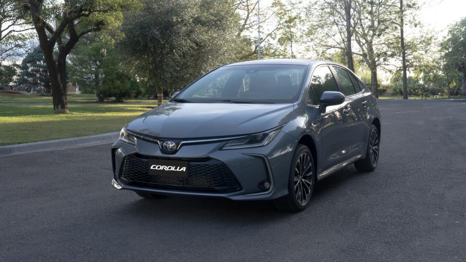 El sedán mediano Toyota Corolla volvió al podio de los más vendidos.