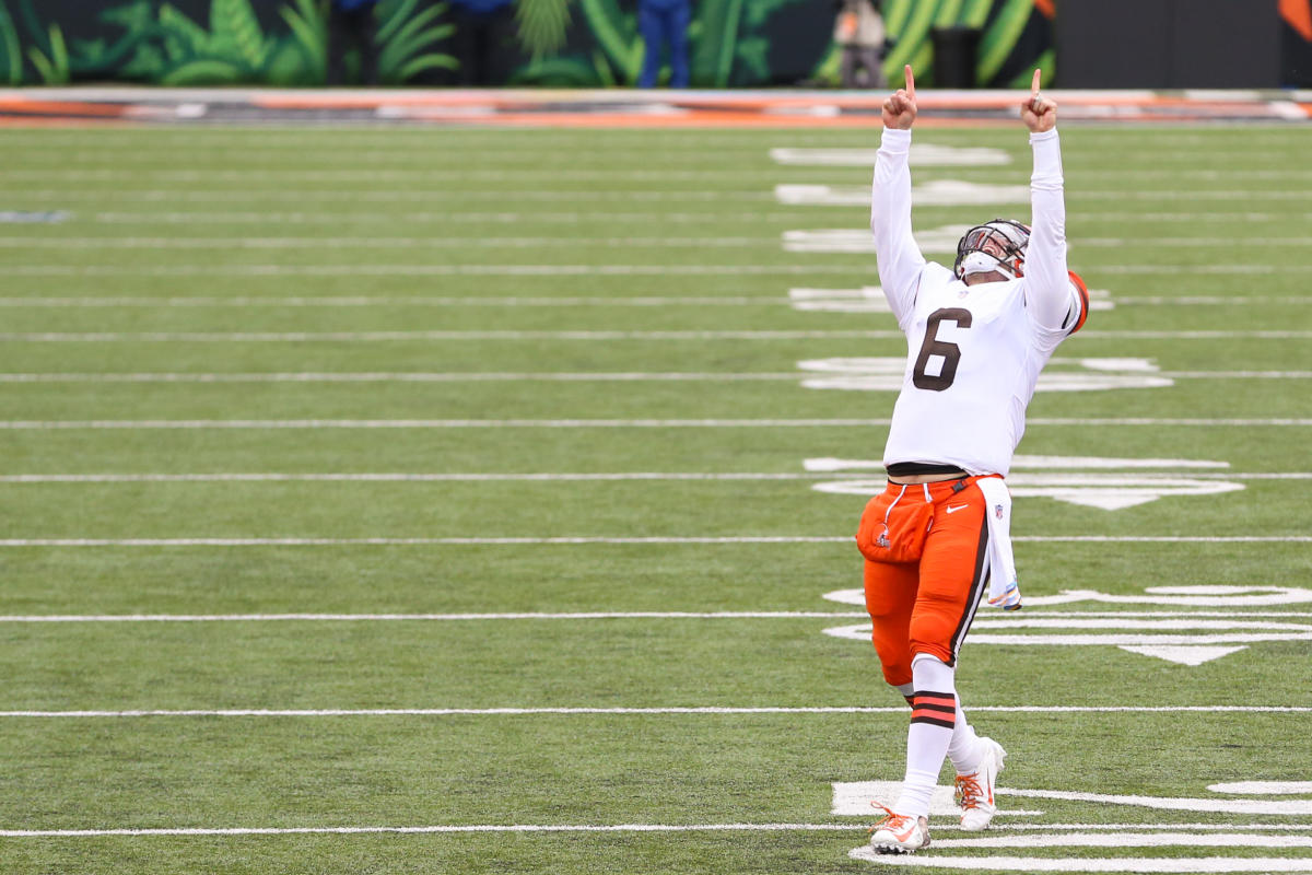 Baker Mayfield 'almost' certain he saw a UFO over Texas - Los