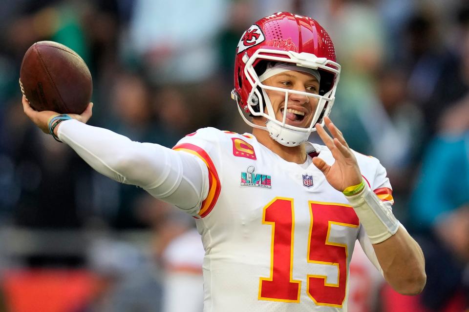 Kansas City Chiefs quarterback Patrick Mahomes warms up before the NFL Super Bowl 57 football game between the Kansas City Chiefs and the Philadelphia Eagles, Sunday, Feb. 12, 2023, in Glendale, Ariz.