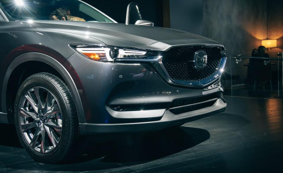 Photos of the 2019 Mazda CX-5 Diesel