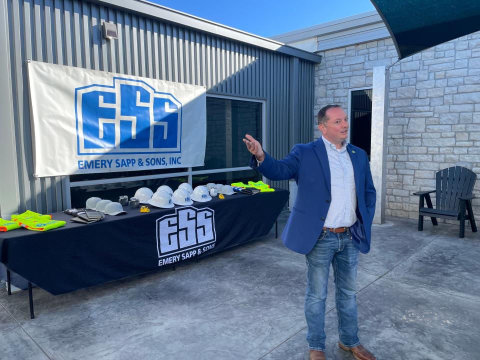 Rep. Eric Burlison speaks to employees of Emery Sapp & Sons at their Springfield office on Oct. 6, 2023.