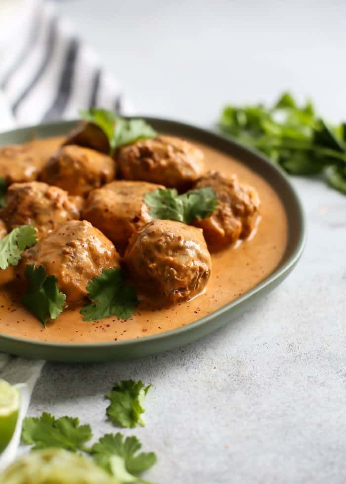 Paleo Slow Cooker Thai Red Curry Turkey Meatballs