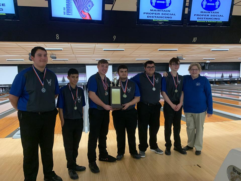 Wynford boys won their first ever Crawford County Tournament fending off rival Bucyrus in the baker games.