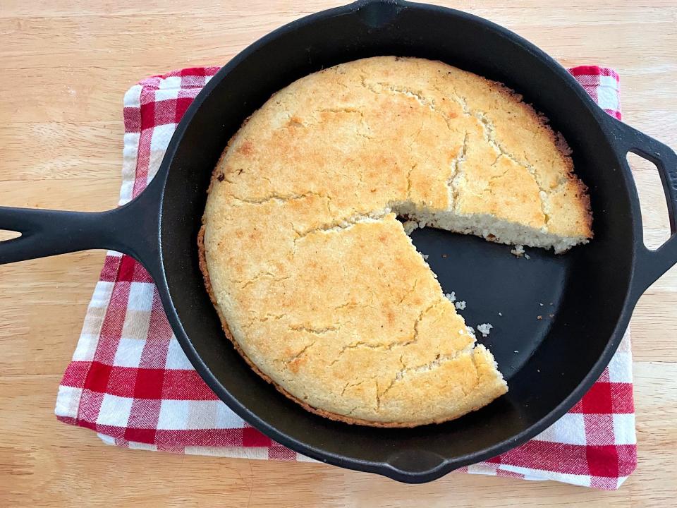 Dolly Parton's cornbread