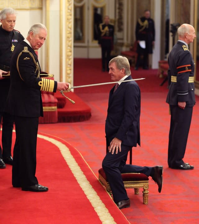 <p>The former Liverpool and Celtic star, known as King Kenny, received the honour from the Prince of Wales at Buckingham Palace.</p>