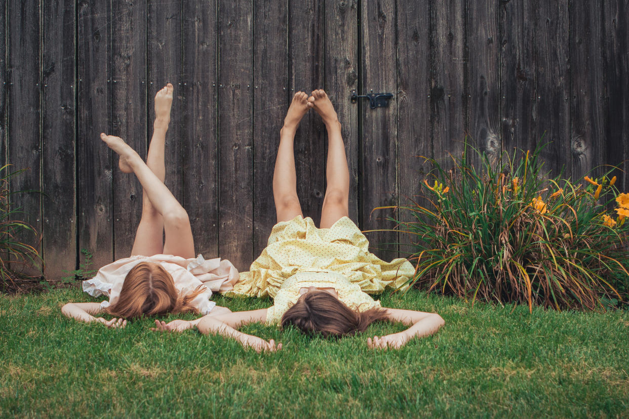 Research shows kids lose one to two months of learning over the summer. We talked to experts about how to keep kids&nbsp;engaged.&nbsp; (Photo: Itziar Aio via Getty Images)